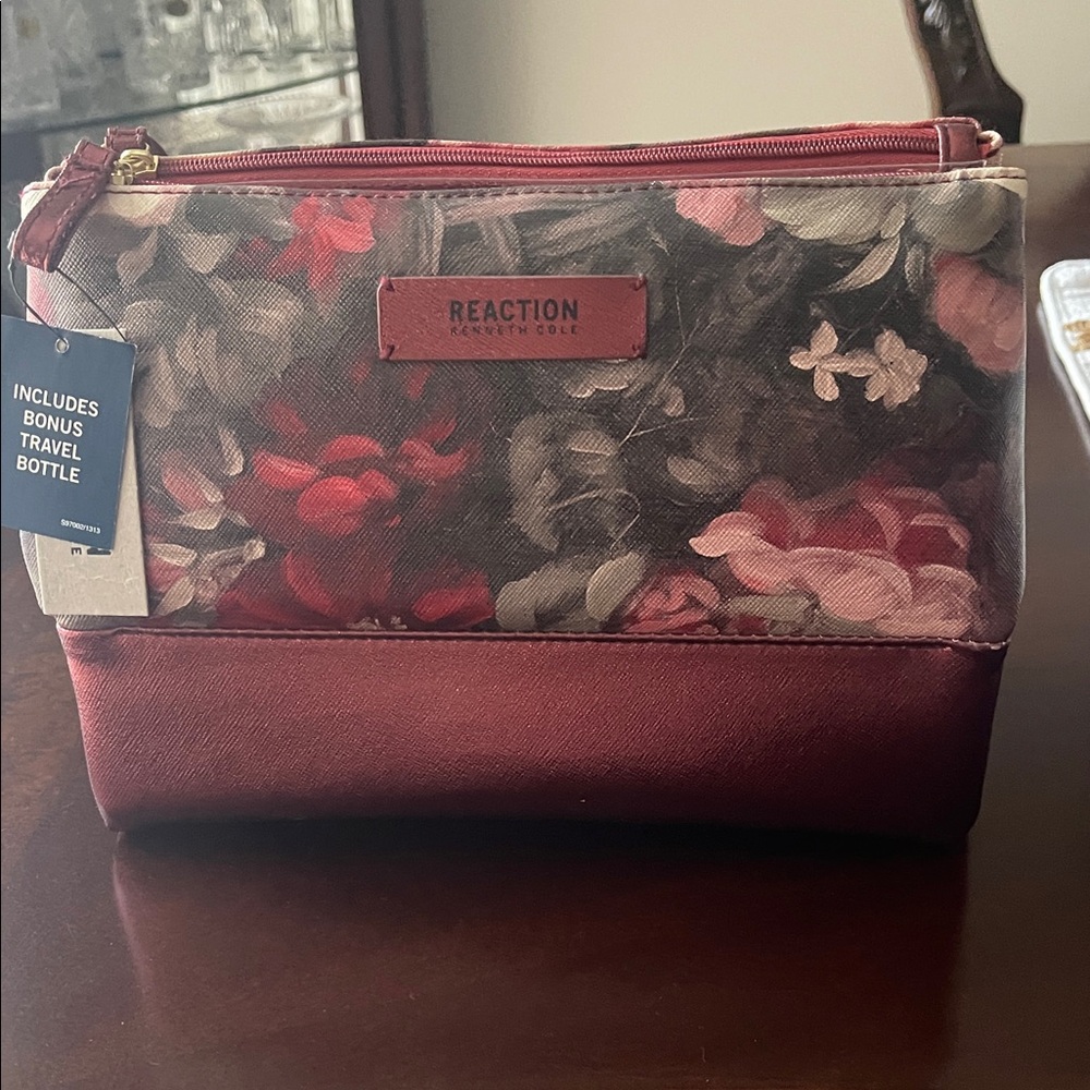Kenneth Cole Reaction Floral Burgundy and Black Cosmetic Pouch